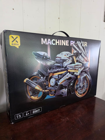 Machine Player "Platinum Warrior" Motorcycle Building Block Set (Item No. 88817, 1:5 Scale)