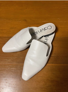 Calvin Klein Moise White Leather Pointed Toe Mules Flat Loafers 34E6383 Size 8.5