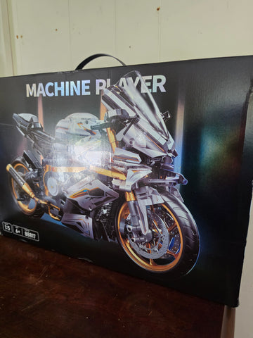 Machine Player "Platinum Warrior" Motorcycle Building Block Set (Item No. 88817, 1:5 Scale)